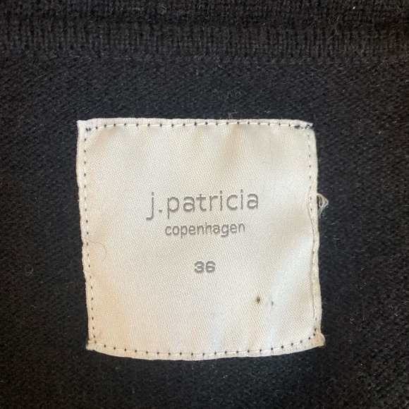J. Patricia Copenhagen Cashmere Foldover Turtleneck Long Sleeve Sweater - Picture 5 of 8